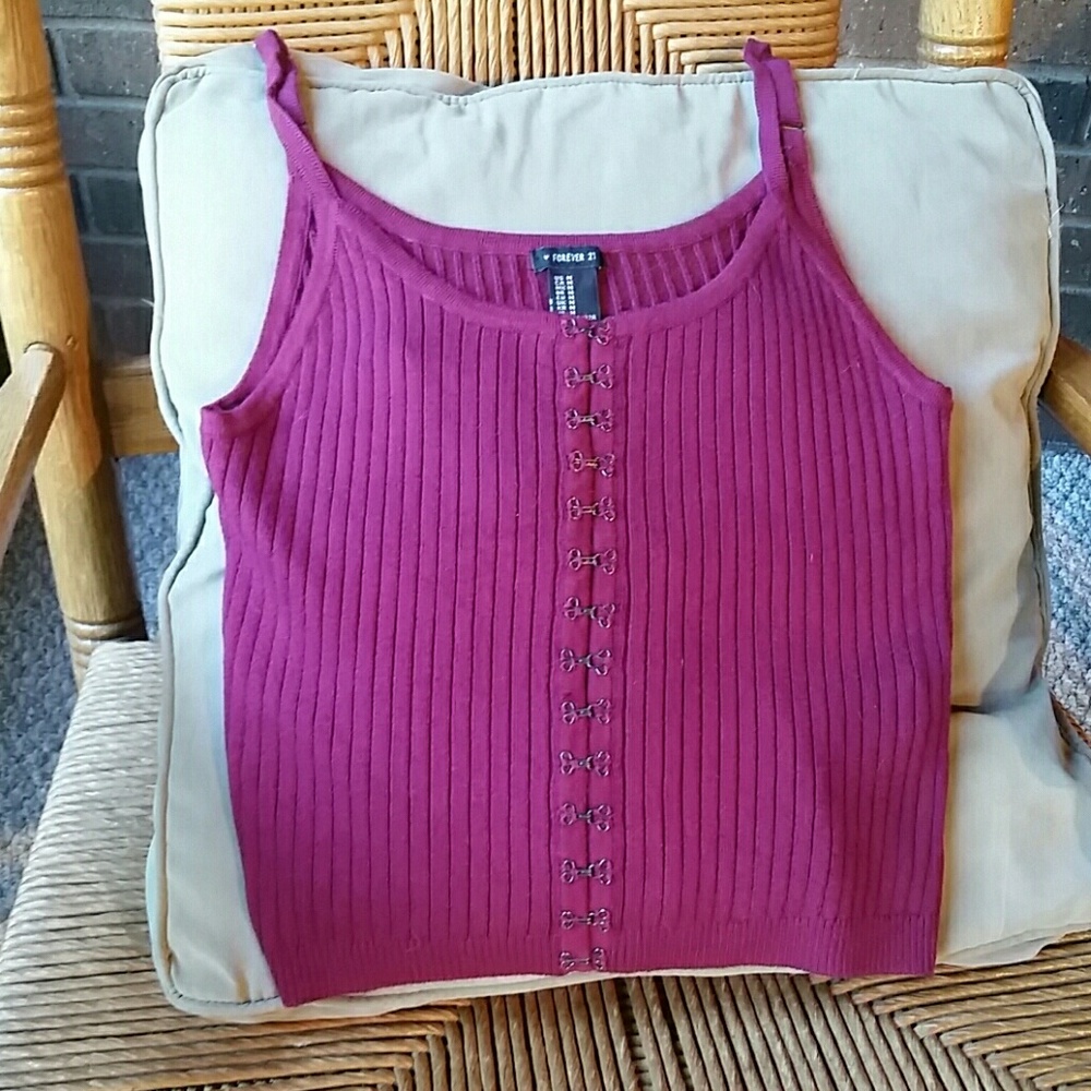 Forever 21 burgundy colored crop tank top, sz M